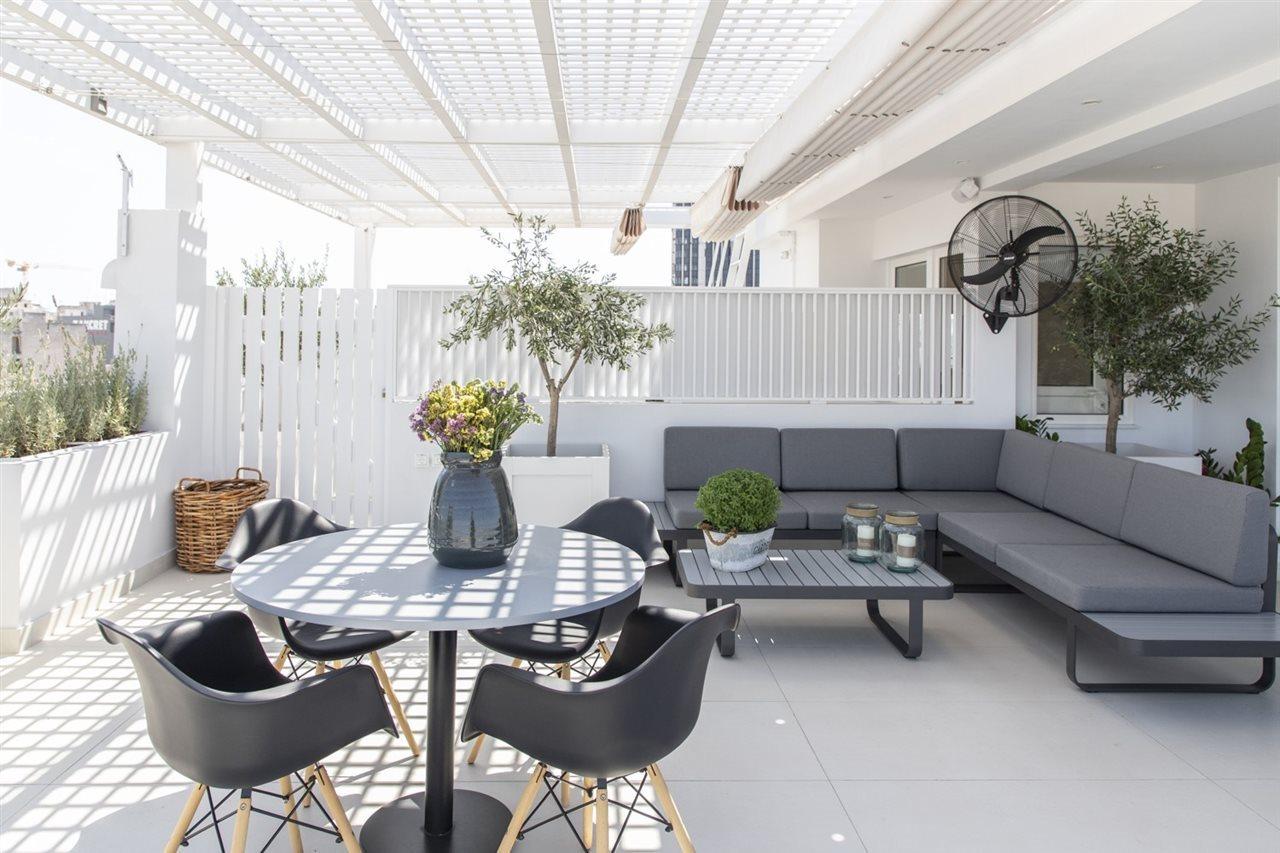 Gallery & Residences Hotel