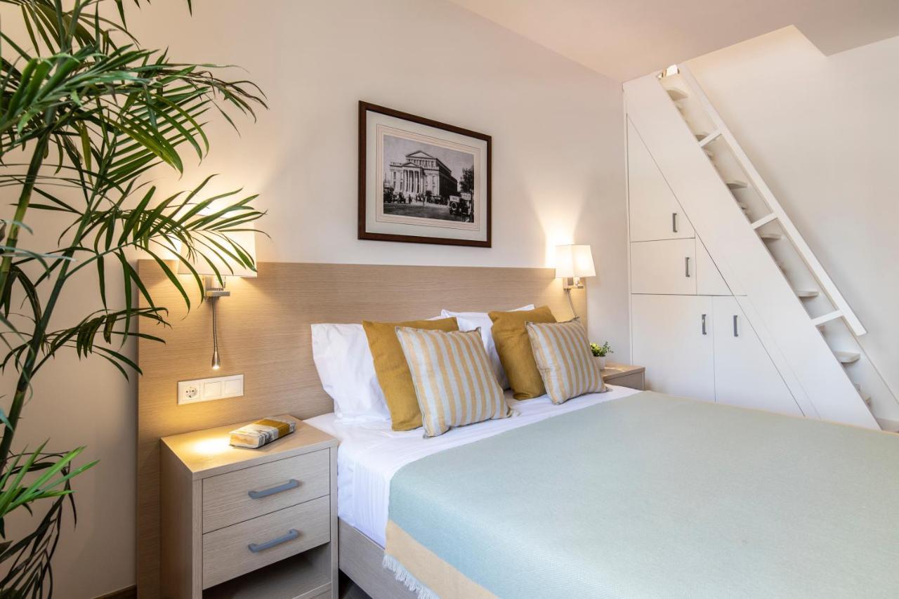 Gallery & Residences 3* Pireus