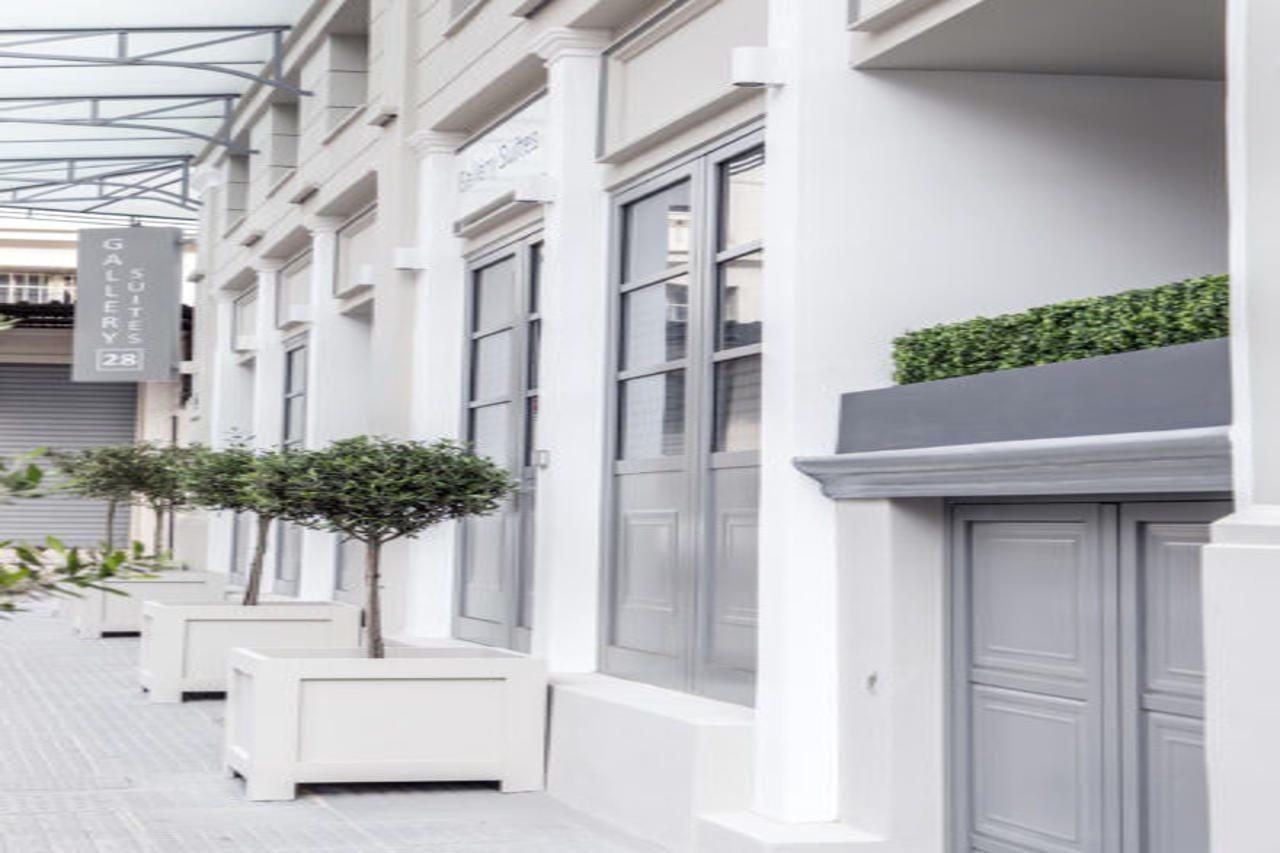 Gallery & Residences