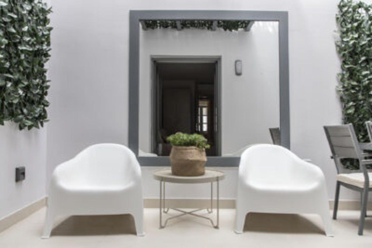 Gallery & Residences Hotel Pireus